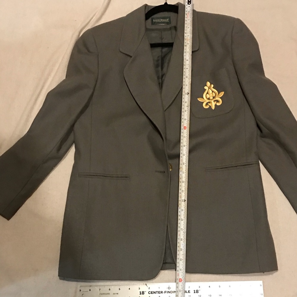 $5 when bundled 4 for $20 
Blazer Olive Green